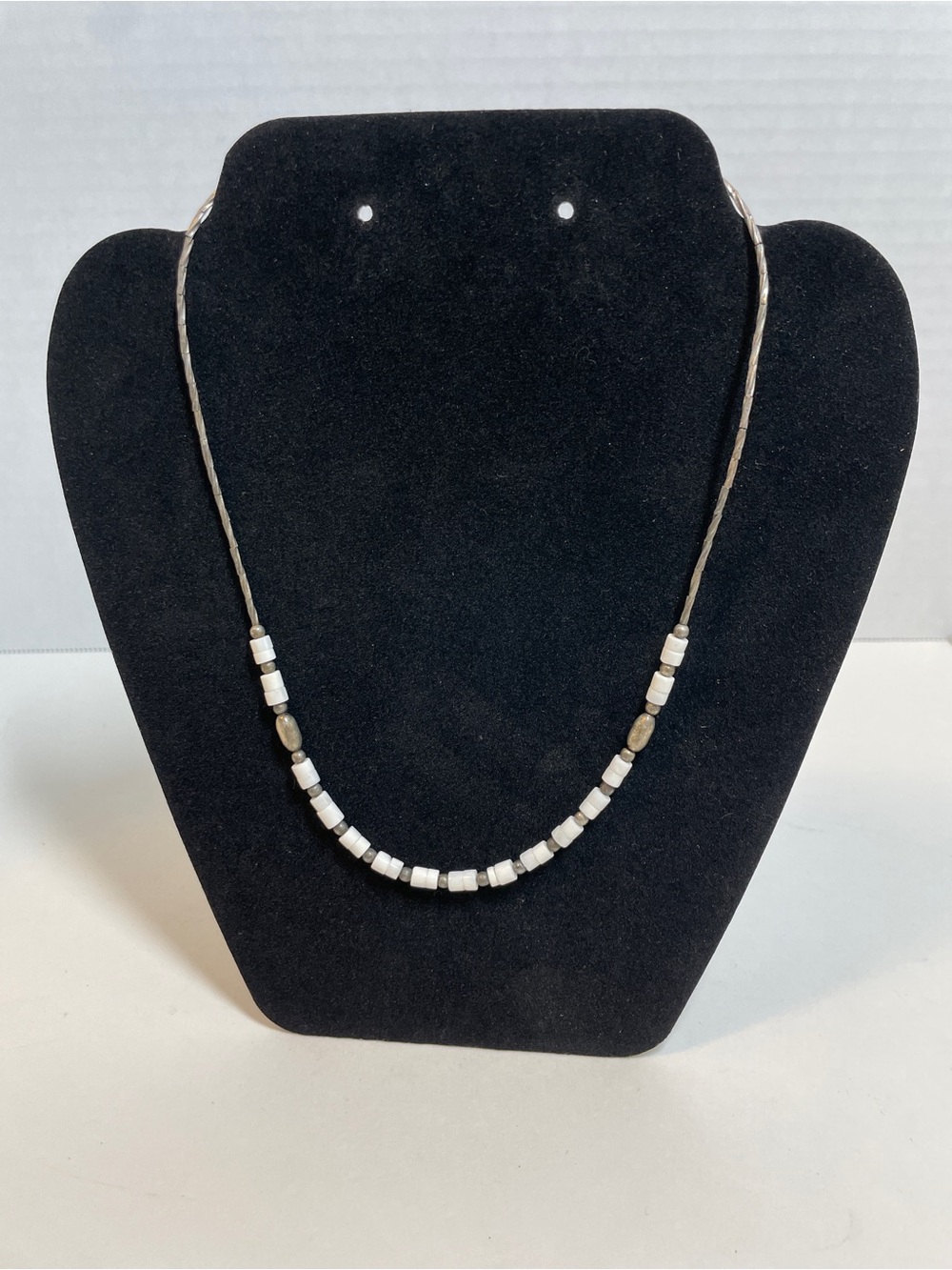 Vintage Necklace Silver Tone Liquid Silver White Beaded Necklace 18”